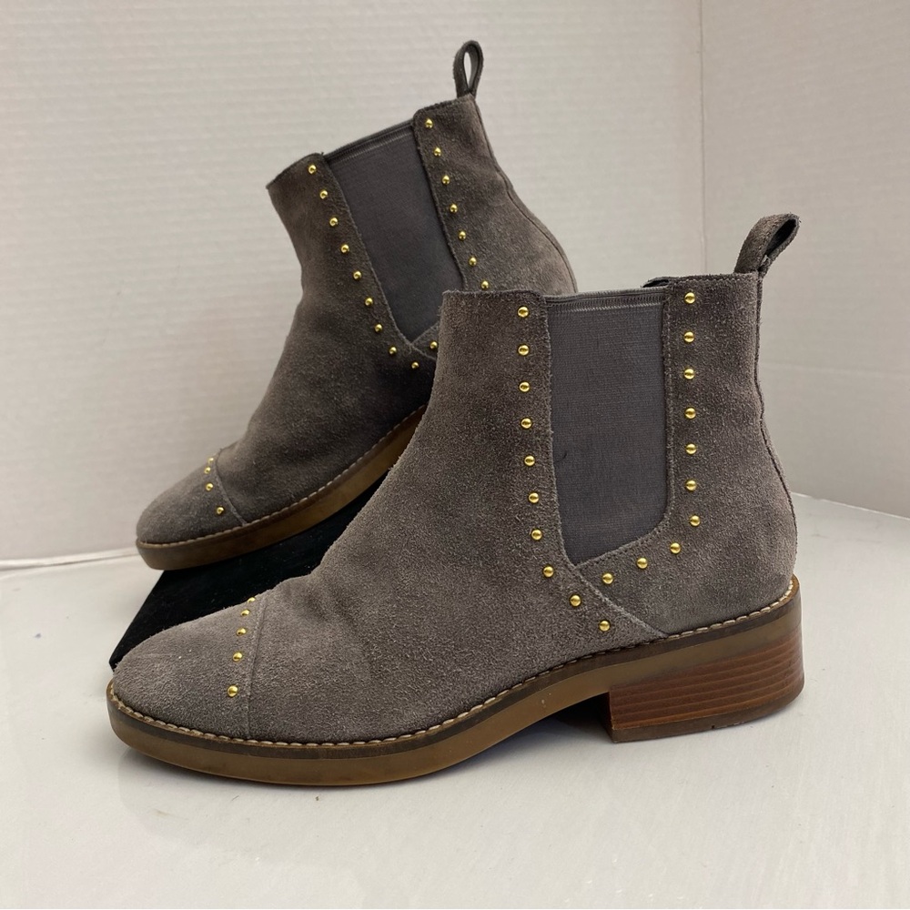 Cole Haan Suede Studded Chelsea Ankle Boots Taupe Gray Gold Women’s 7B Pull On